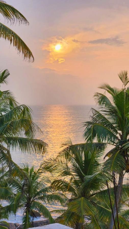 Blue Corals Beach Bungalow Matara Esterno foto